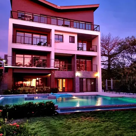 Eyes Of The Sea Piso 2 Apartment
